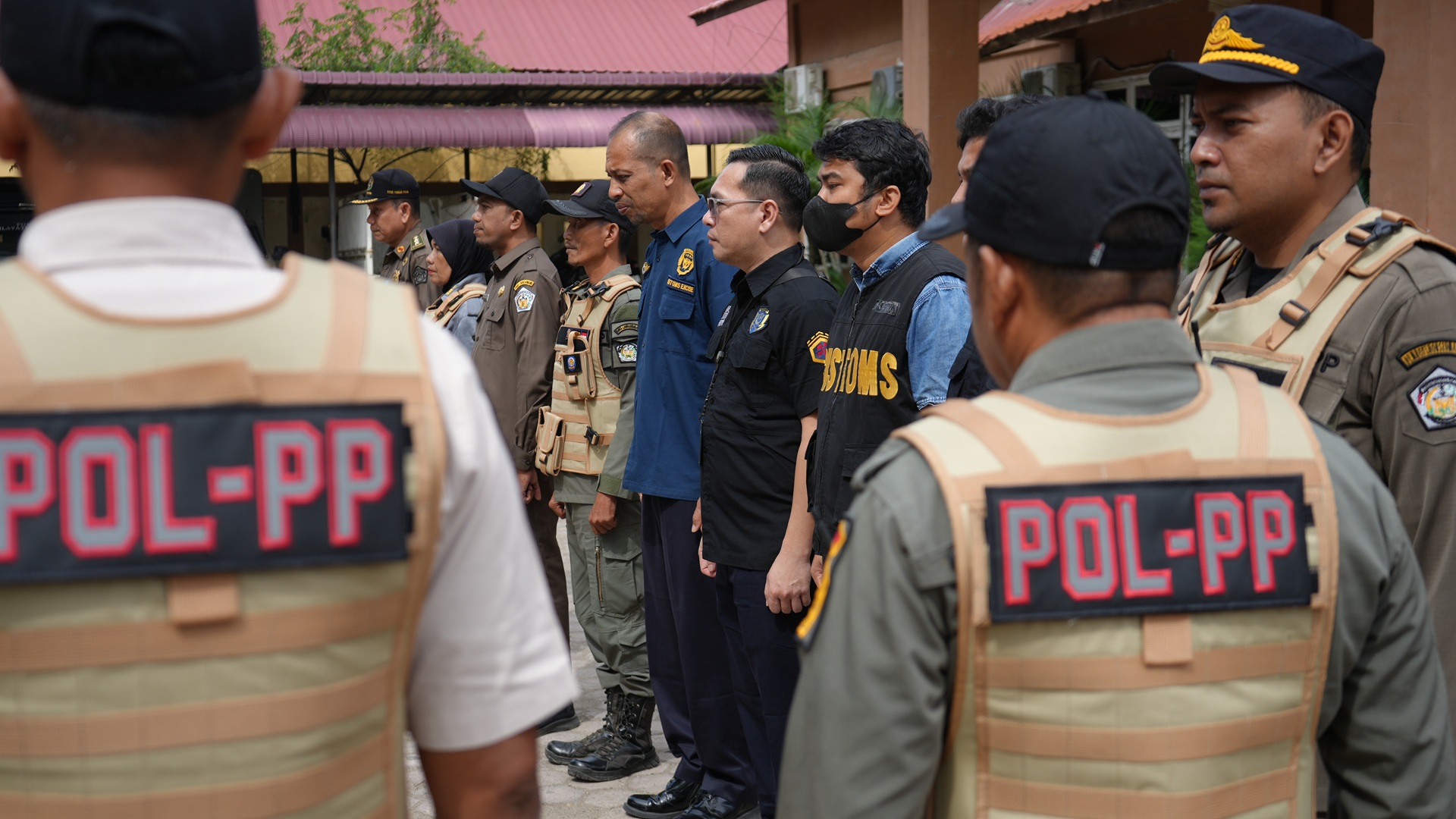 Bea Cukai Lhokseumawe dan Satpol PP-WH Gelar Operasi Bersama Gempur Rokok Ilegal di Tiga Kecamatan