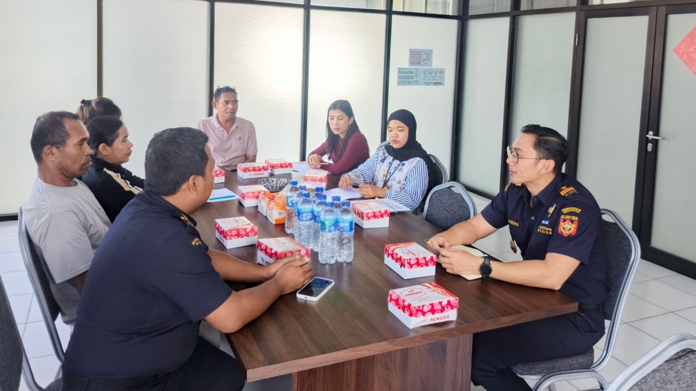 Bantu Urai Hambatan, Bea Cukai Ambon Dorong Kesiapan Calon Eksportir Perikanan Maluku