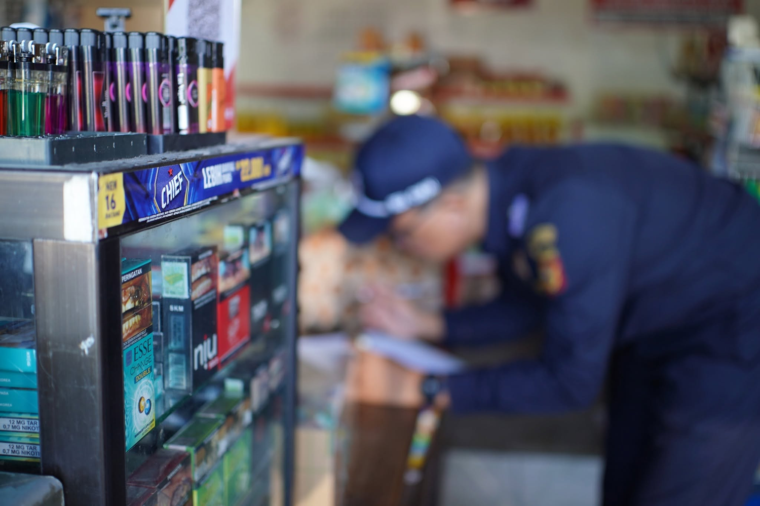 Turun ke Lapangan, Bea Cukai Malili Pantau Harga Pasar dan Edukasi Pedagang