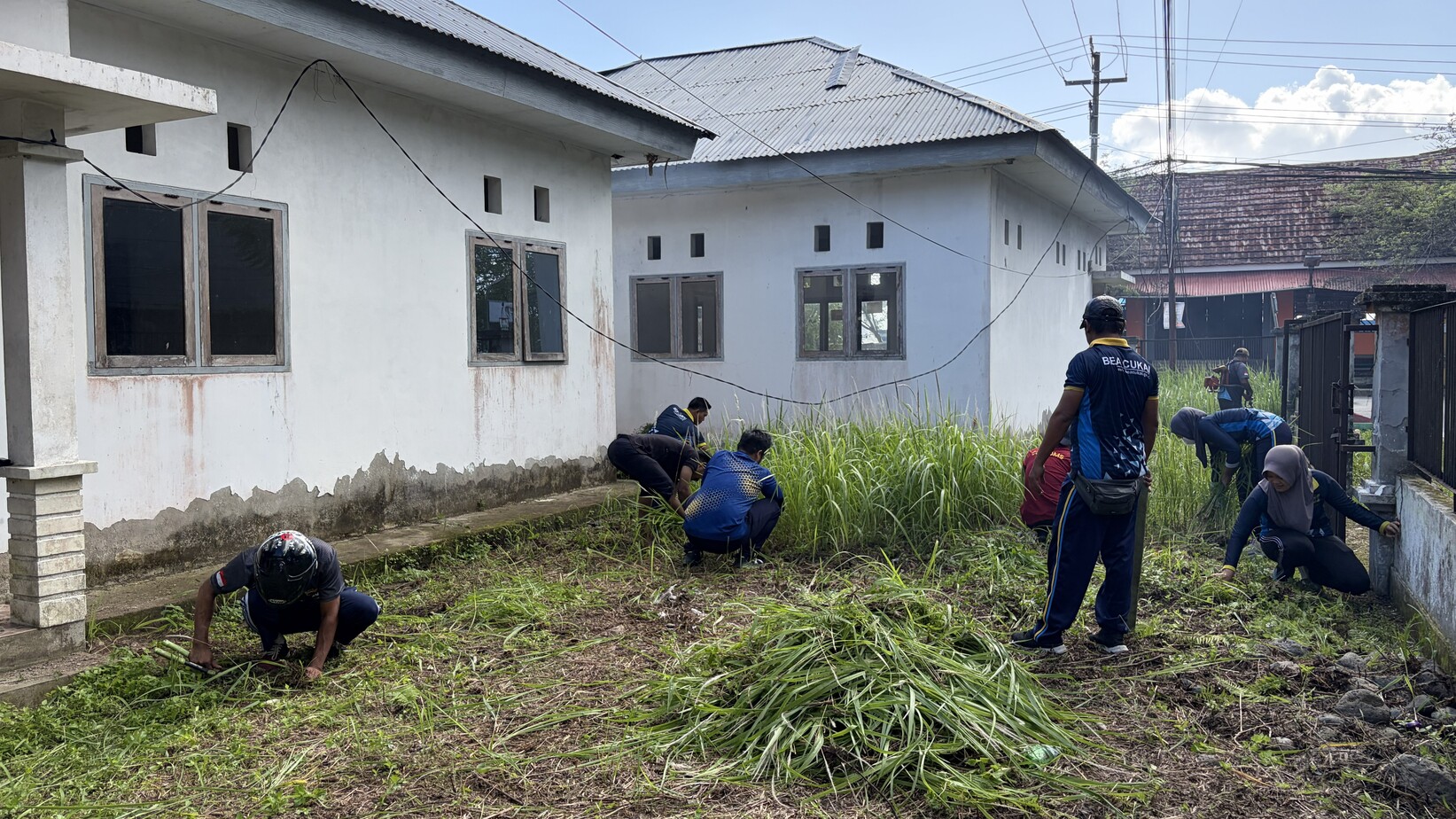 Jaga Aset Negara, Bea Cukai Ambon Gelar Gerakan Peduli Rumah Dinas