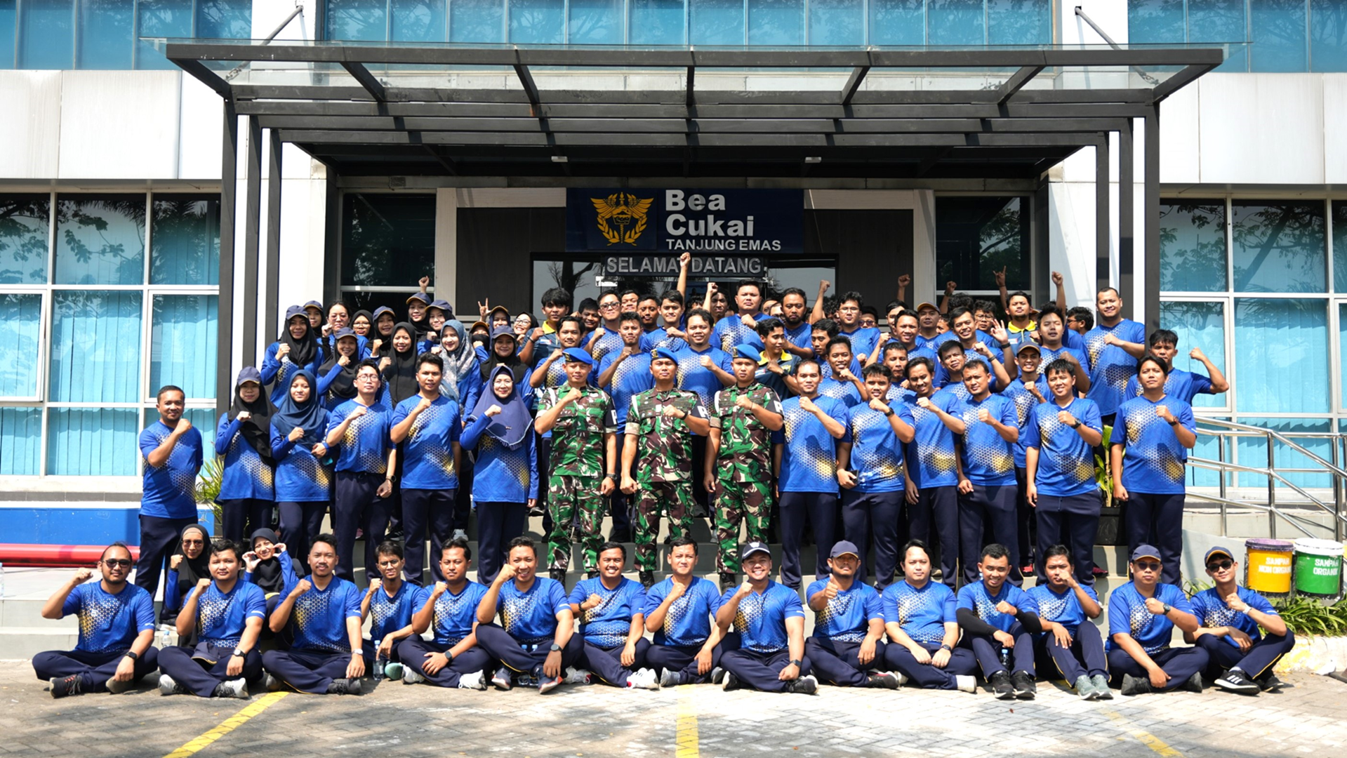 Cara Baru Bea Cukai Tanjung Emas Jaga Kebugaran dan Perkuat Spiritual Bersama Pomdam IV/Diponegoro