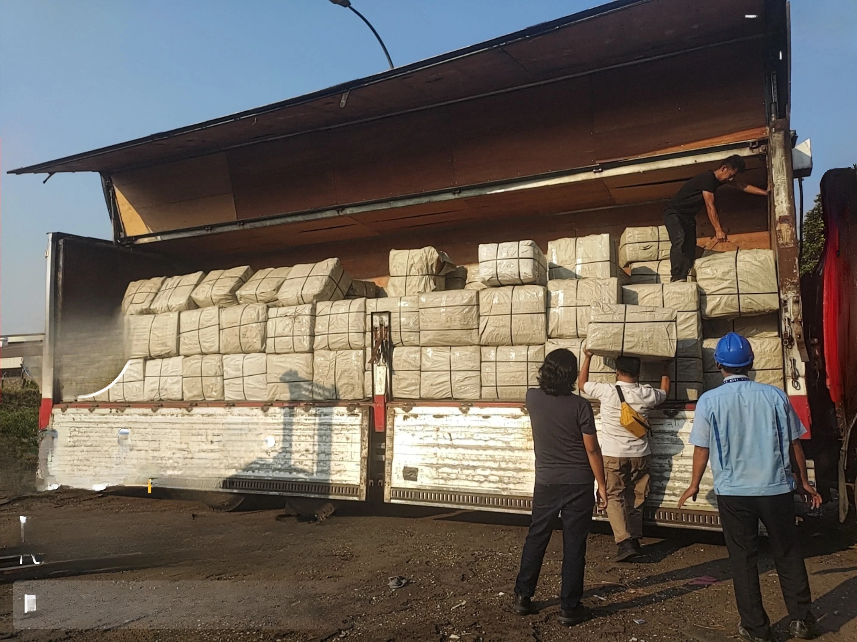 Bea Cukai Gagalkan Penyelundupan 3,37 Ton Ganja
