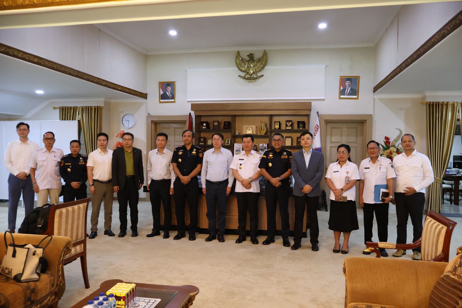 Perkuat Peluang Investasi Pelabuhan Bitung, Bea Cukai Sulbagtara Fasilitasi Pertemuan Pemprov Sulut dengan China Merchants Port Group dan SITC Group