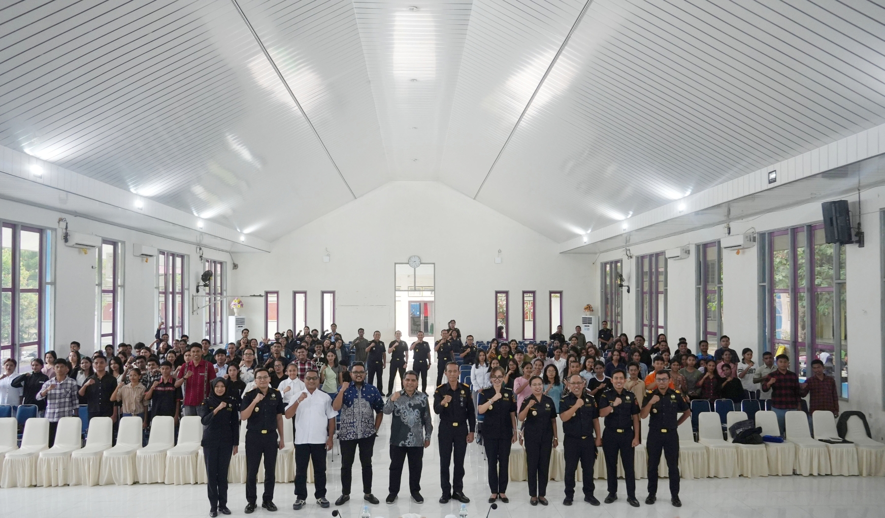 Bea Cukai Maluku Perkenalkan Peran Kepabeanan Dan Cukai Kepada Mahasiswa UKIM Melalui Customs Goes To Campus